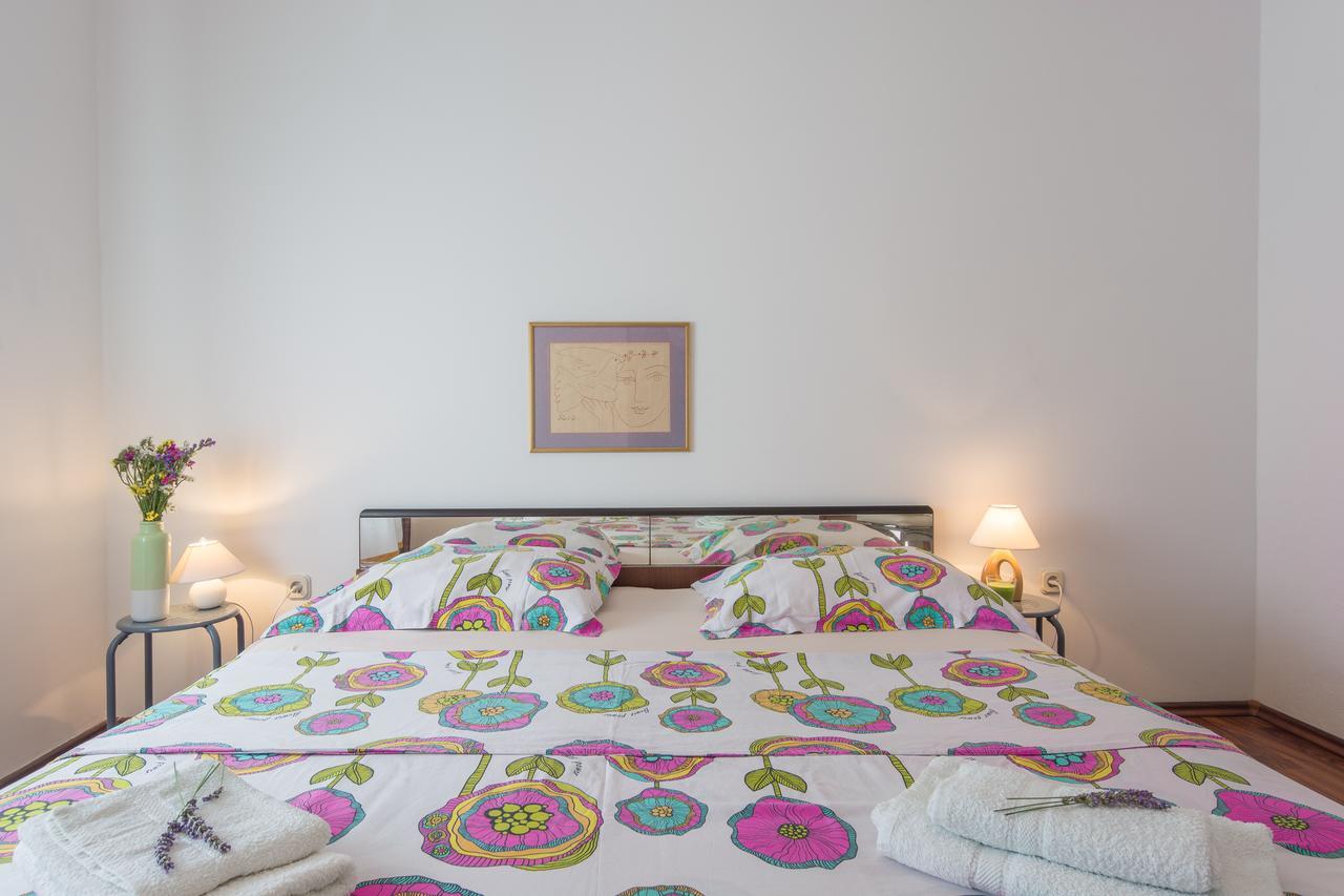 Apartment Pino Zadar Buitenkant foto